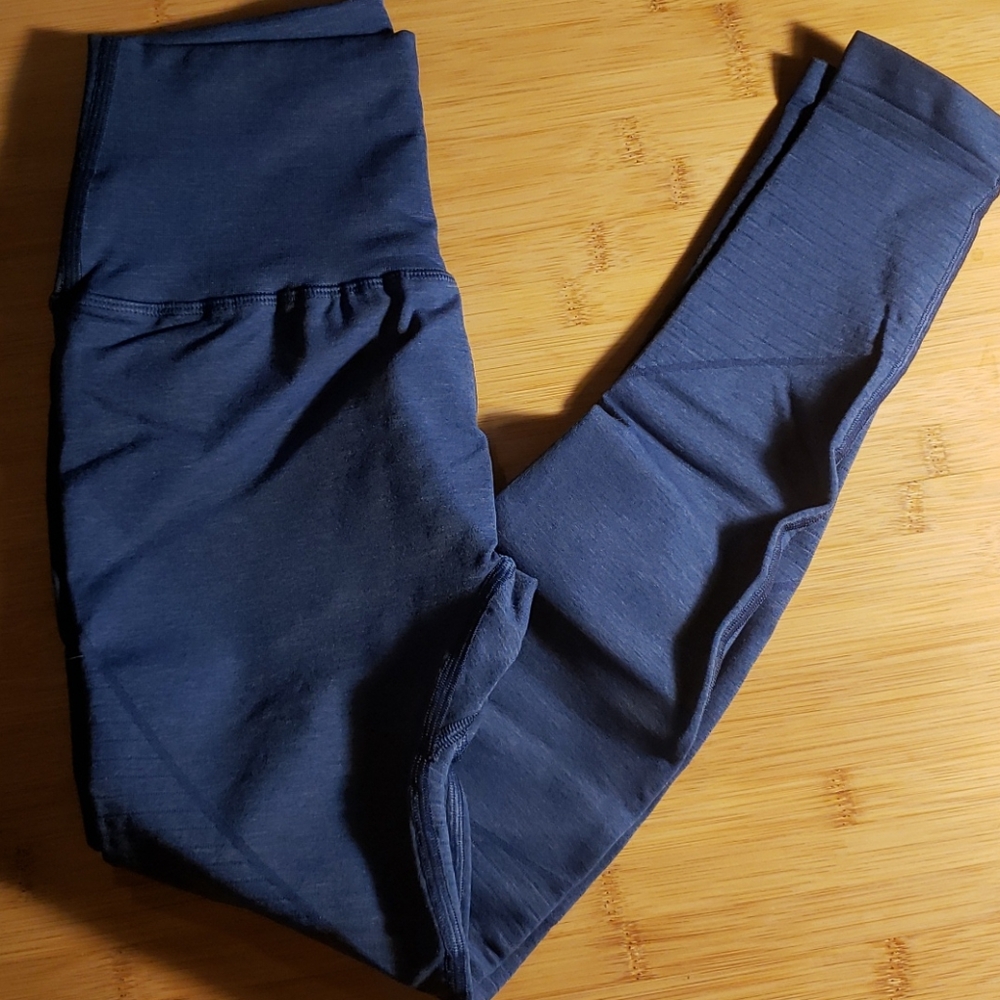 Alphalete Revival Leggings in Oceania